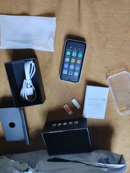 Mini Smartphone - Last Day 50% OFF 📱