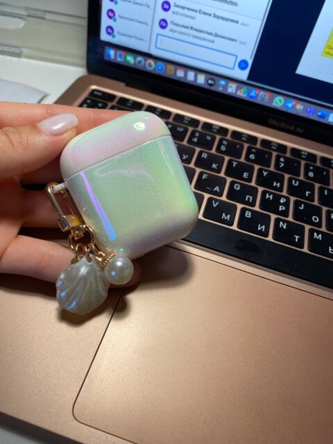 HOLOGRAPHIC PEARL AIRPODS CASE