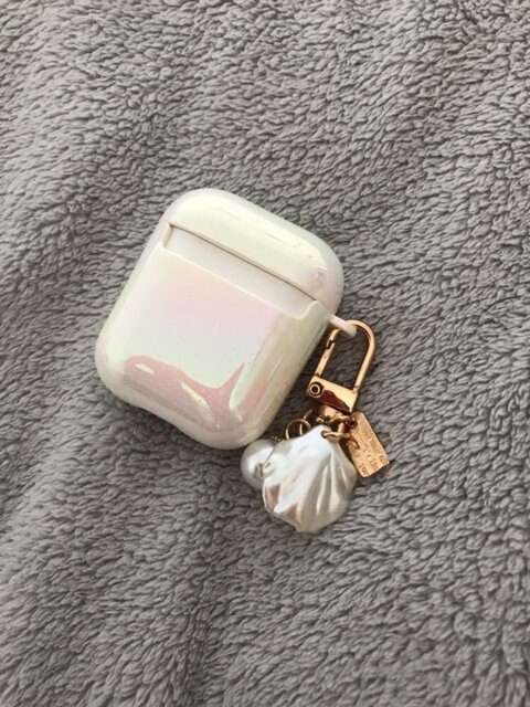 HOLOGRAPHIC PEARL AIRPODS CASE