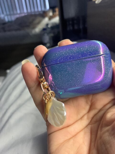 HOLOGRAPHIC PEARL AIRPODS CASE