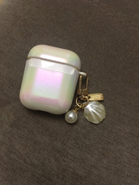 HOLOGRAPHIC PEARL AIRPODS CASE