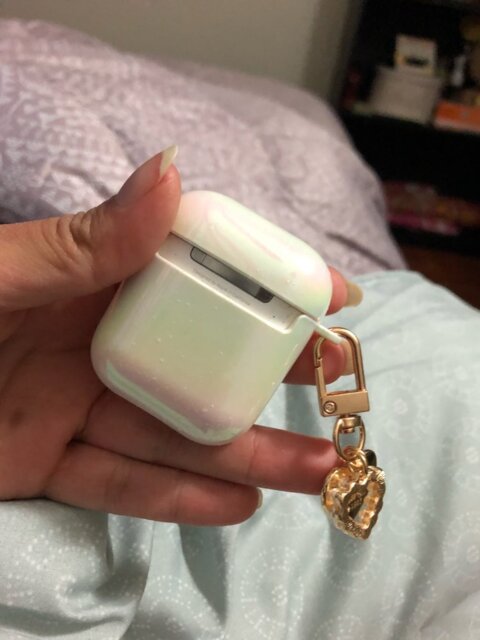HOLOGRAPHIC PEARL AIRPODS CASE