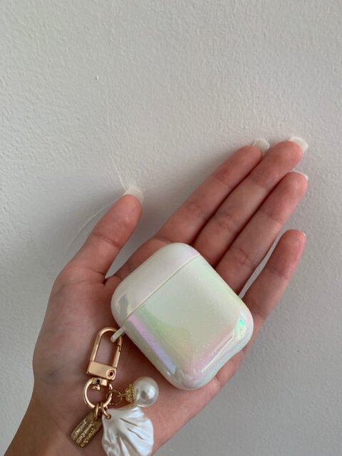 HOLOGRAPHIC PEARL AIRPODS CASE