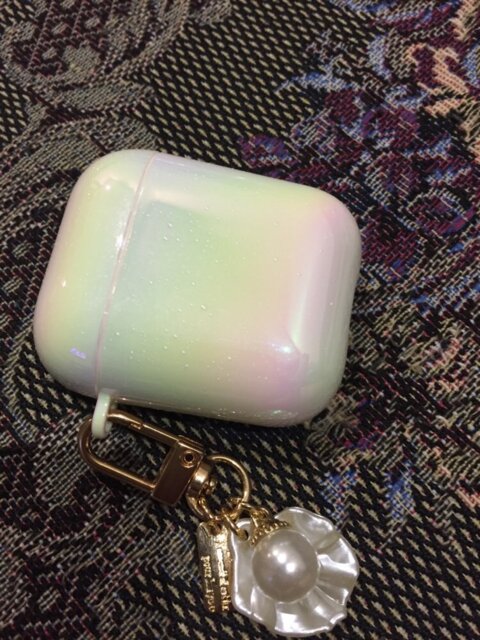 HOLOGRAPHIC PEARL AIRPODS CASE
