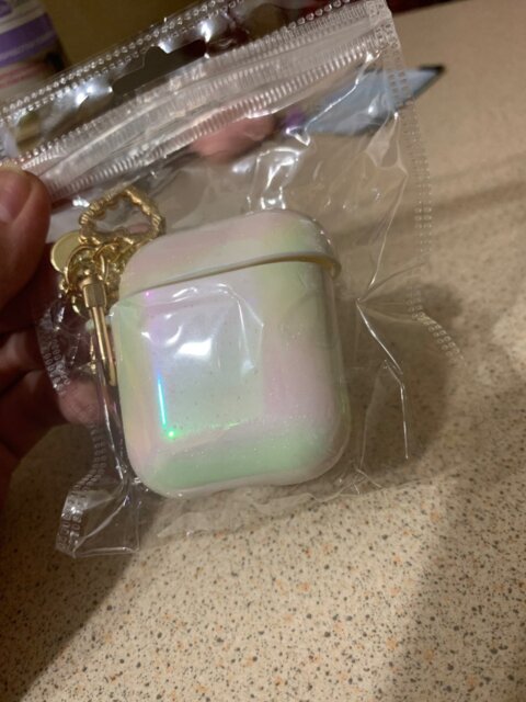 HOLOGRAPHIC PEARL AIRPODS CASE