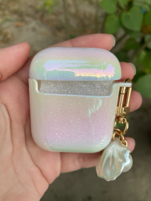 HOLOGRAPHIC PEARL AIRPODS CASE