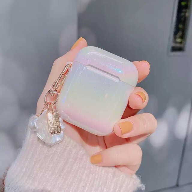 HOLOGRAPHIC PEARL AIRPODS CASE