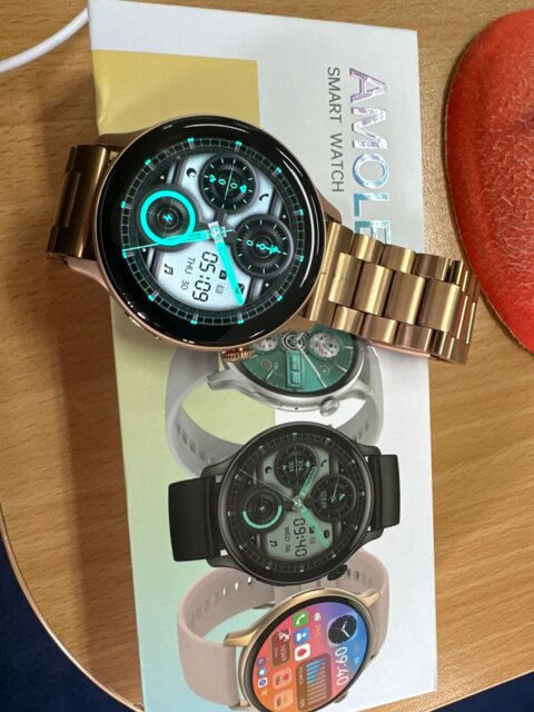 Men & Woman's Luxury Smart Watch for Android/ Apple