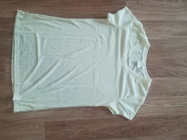V Neck Short Sleeve Knitted T-Shirt
