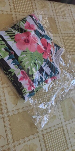 Sports Bra With Phone Pocket