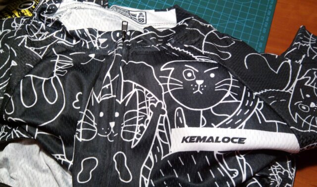 KEMALOCE White Cartoon Cat Cycling Jersey