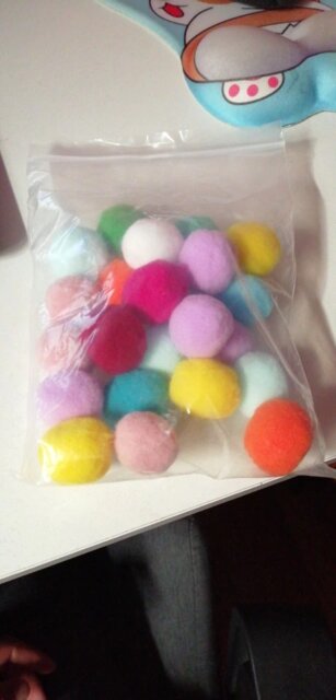 Purrfect Pom Poms