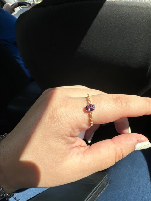 Evy Ring
