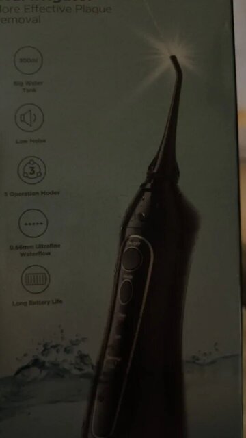 Appareil de nettoyage des dents à jet d'eau 4-en-1
