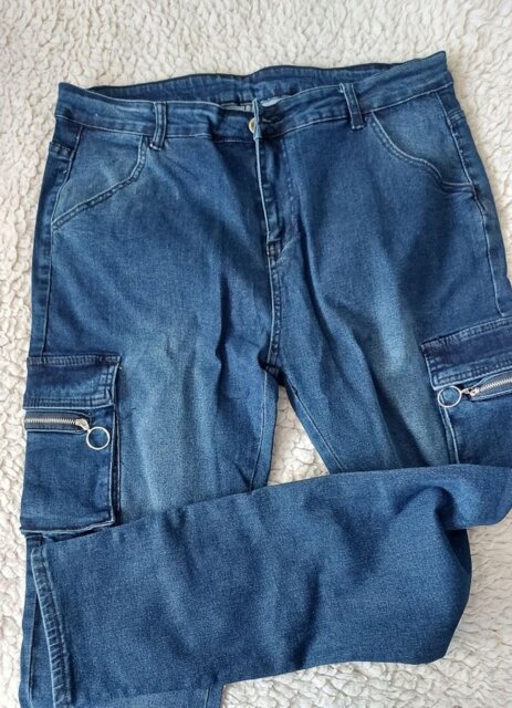 707 Slim Fit Tailored Jeans