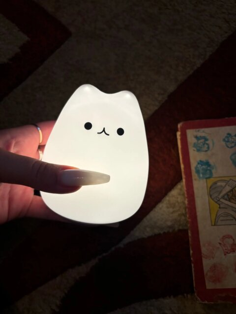 Mini Kawaii Popular Cat Baby Night Lamp 7-color Bedroom Bedside Nightlight