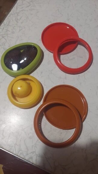 FreshGuard Reusable Food Saver Box