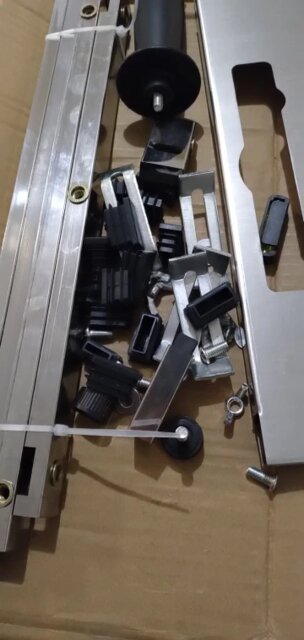 Precision Wood Cutting Guide