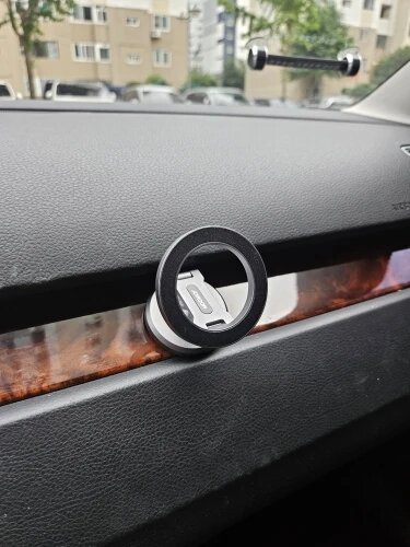 MagnoFold Car Phone Holder