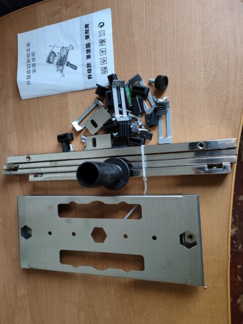 Precision Wood Cutting Guide