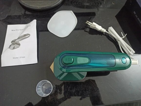 MINI PLANCHA A VAPOR PORTÁTIL VIAJERA