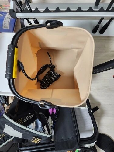 Portable Foldable Fishing Bucket EVA Live Fish Container with Rope 8-13L