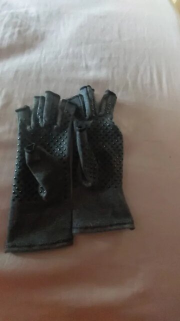 ProHeal™ Copper Neuropathy and Arthritis Compression Gloves