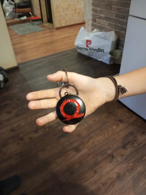 GOD OF WAR KEYCHAINS (Shield - Leviathan axe - Blades of chaos )