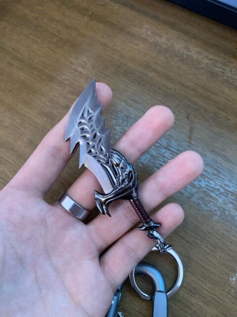GOD OF WAR KEYCHAINS (Shield - Leviathan axe - Blades of chaos )