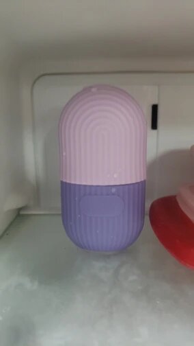 CoolGlow Revitalizing Ice Roller: The Puffiness Reducer