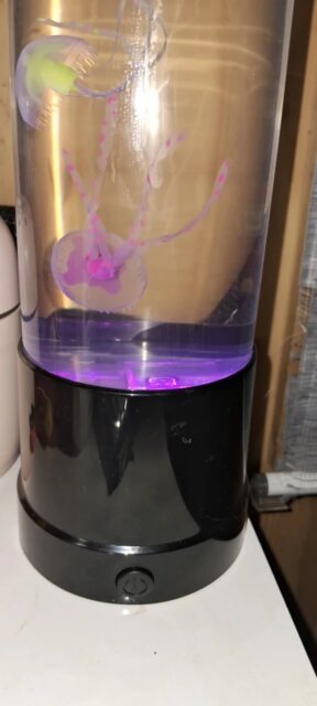 Velaro™ JellyGlow - Colorful Jellyfish Lamp