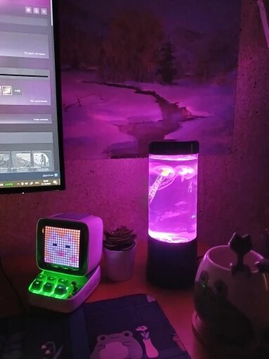 Velaro™ JellyGlow - Colorful Jellyfish Lamp