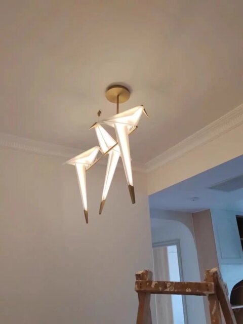 RoyaleGlow ArtiLicht - Gold Table Lamp with Origami Crane Design