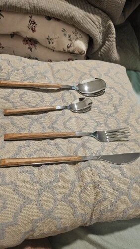 Ensemble de couverts en inox, et bois,12 pièces.