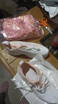 Women's Running Shoes review