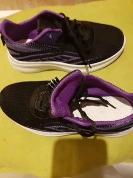 Women's Running Shoes review