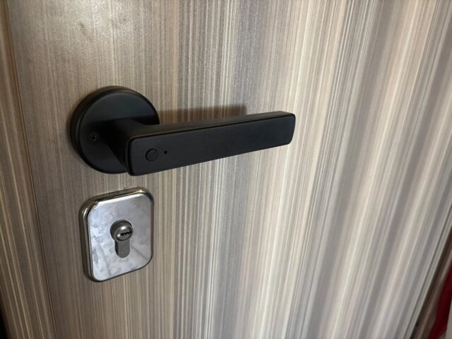 iSecure Fingerprint Handle